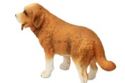 如何挑选最适合圣伯纳犬的玩具？（聪明的宠物需要有趣的玩具，让您的圣伯纳犬开心起来吧！）