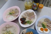泰国美食探秘（品味泰国，体验异国风情）